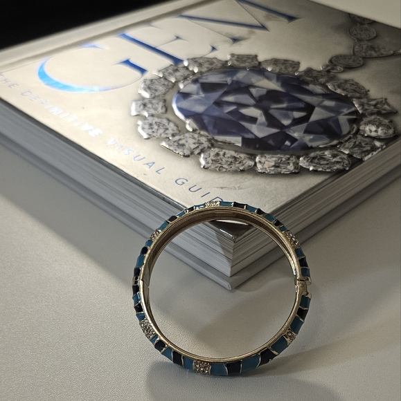 Vintage Gold Tone Sequin Enamel & Rhinestone Cuff Clamper Bracelet. - Picture 12 of 14